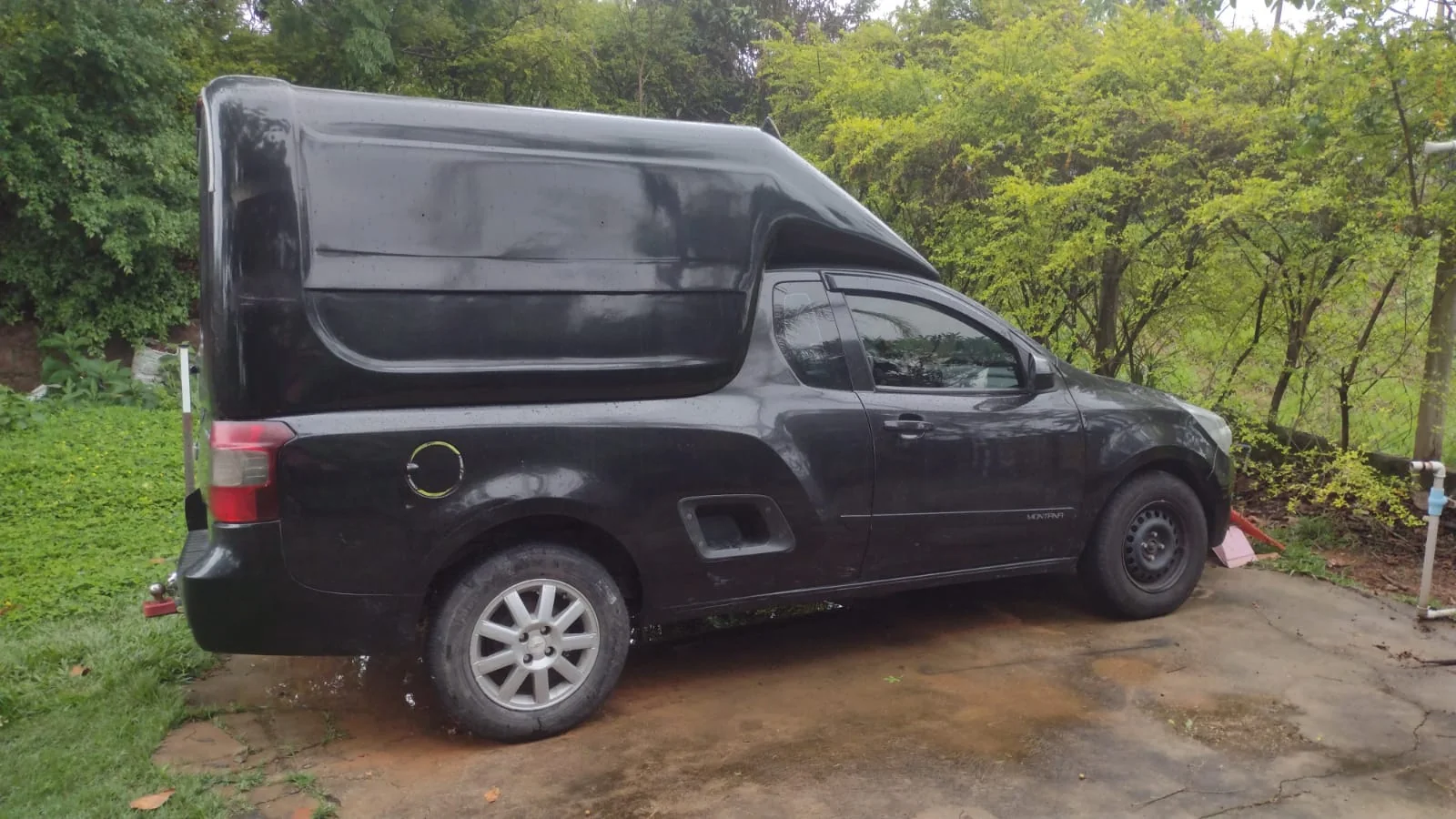 Veículo utilizado nos transportes da DeOlinda Express